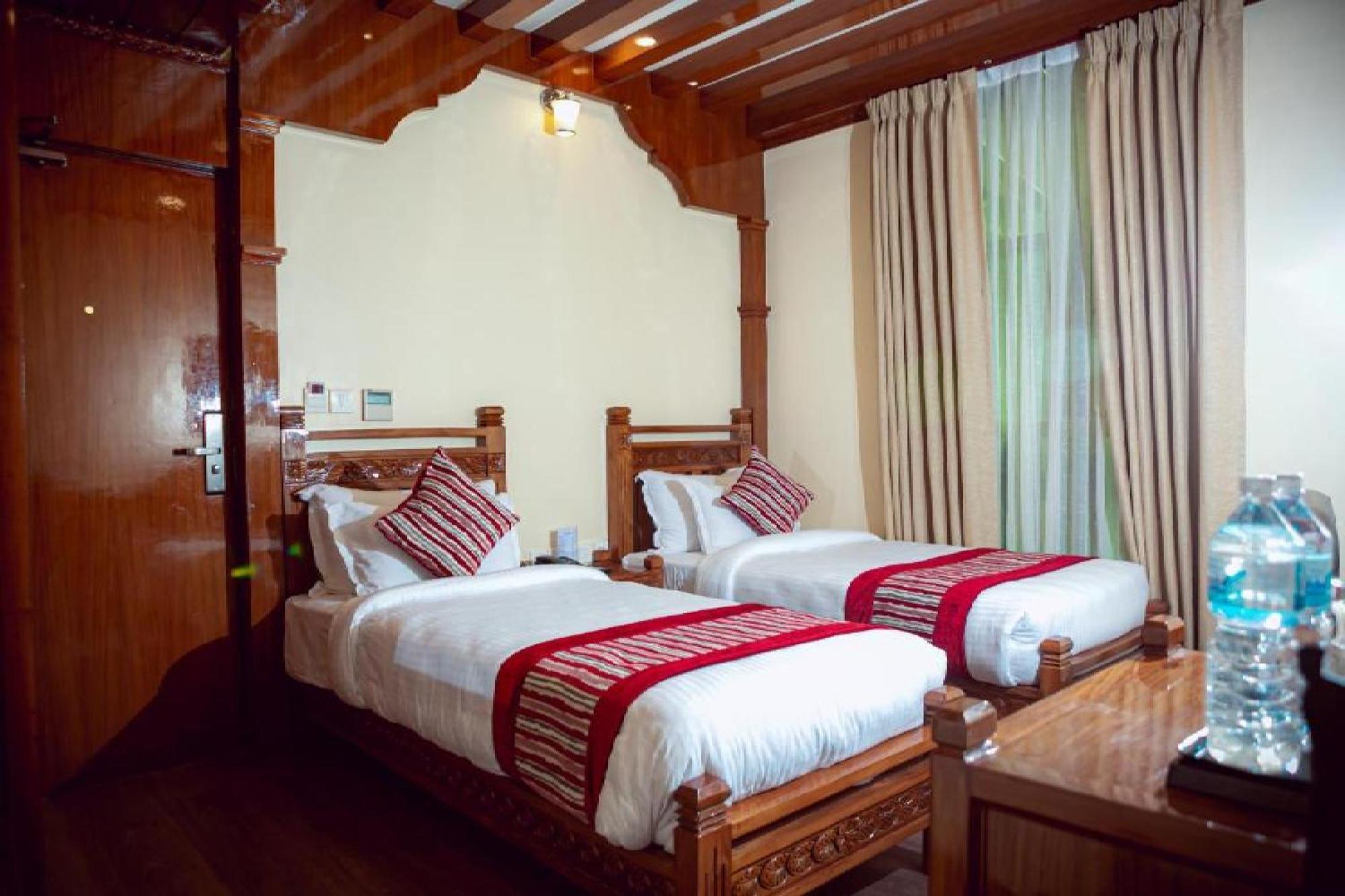 Surya Heritage Hotel Kathmandu Exterior foto