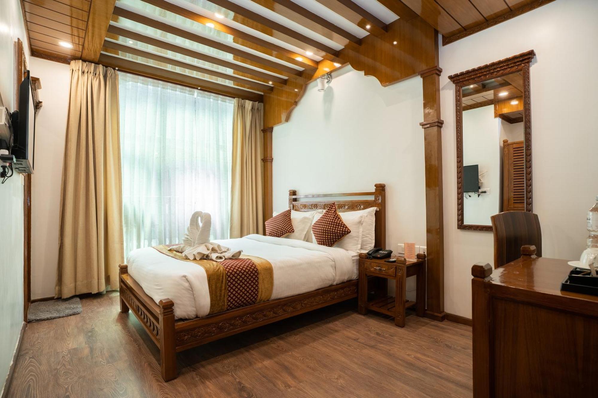 Surya Heritage Hotel Kathmandu Exterior foto